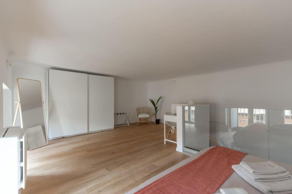 Milano Loft-Hosted By Sweetstay ภายนอก รูปภาพ